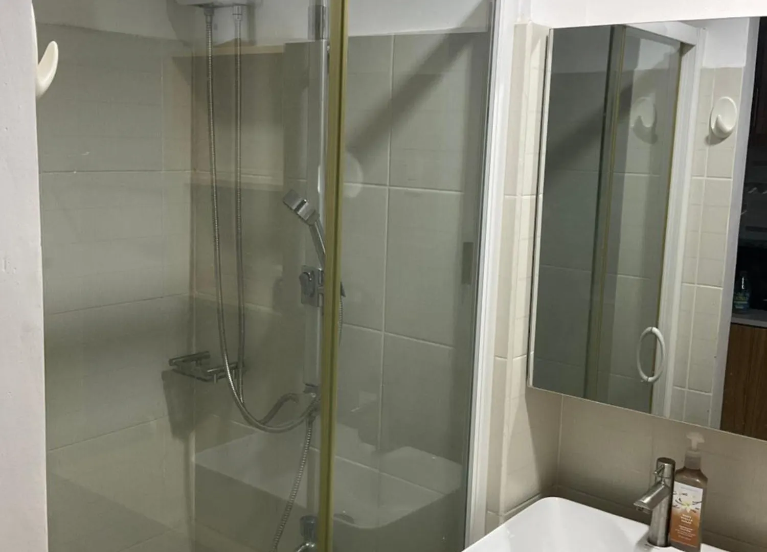 Sea Residences In Pasay Near Mall Of Asia Manila